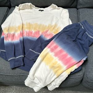 Rails XS sweat shirt/ matching sweat pants.